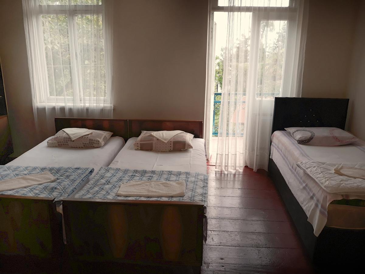 Achi Guest House Makhinjauri Exterior foto